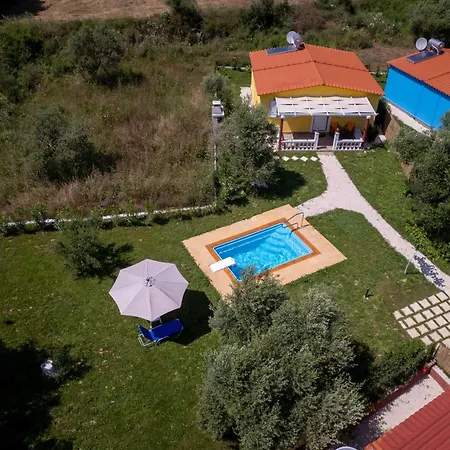 Memi Villa Sparta